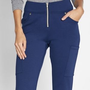 New NWOT Jaanuu ponte scrub pants Navy